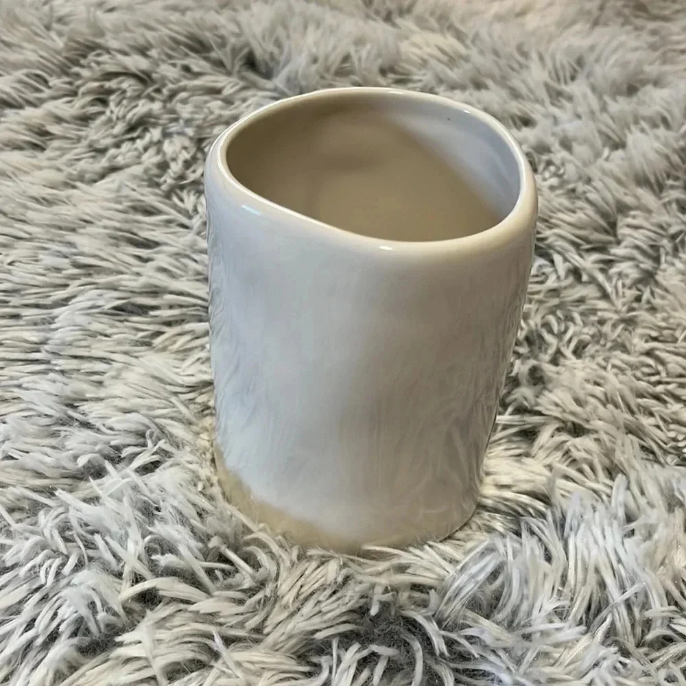 𝅺Rae Dunn Coffee Mug